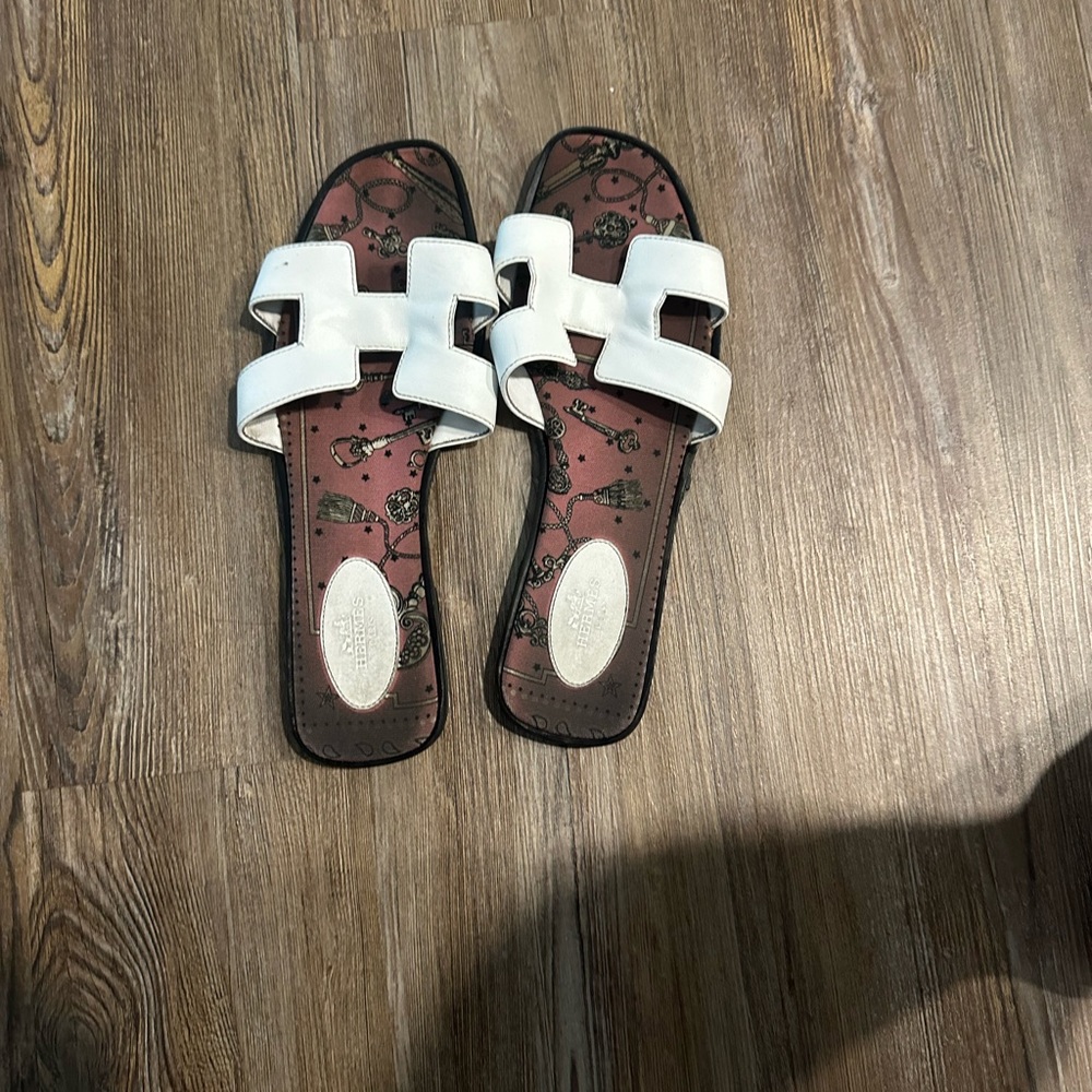 Hermes sandals